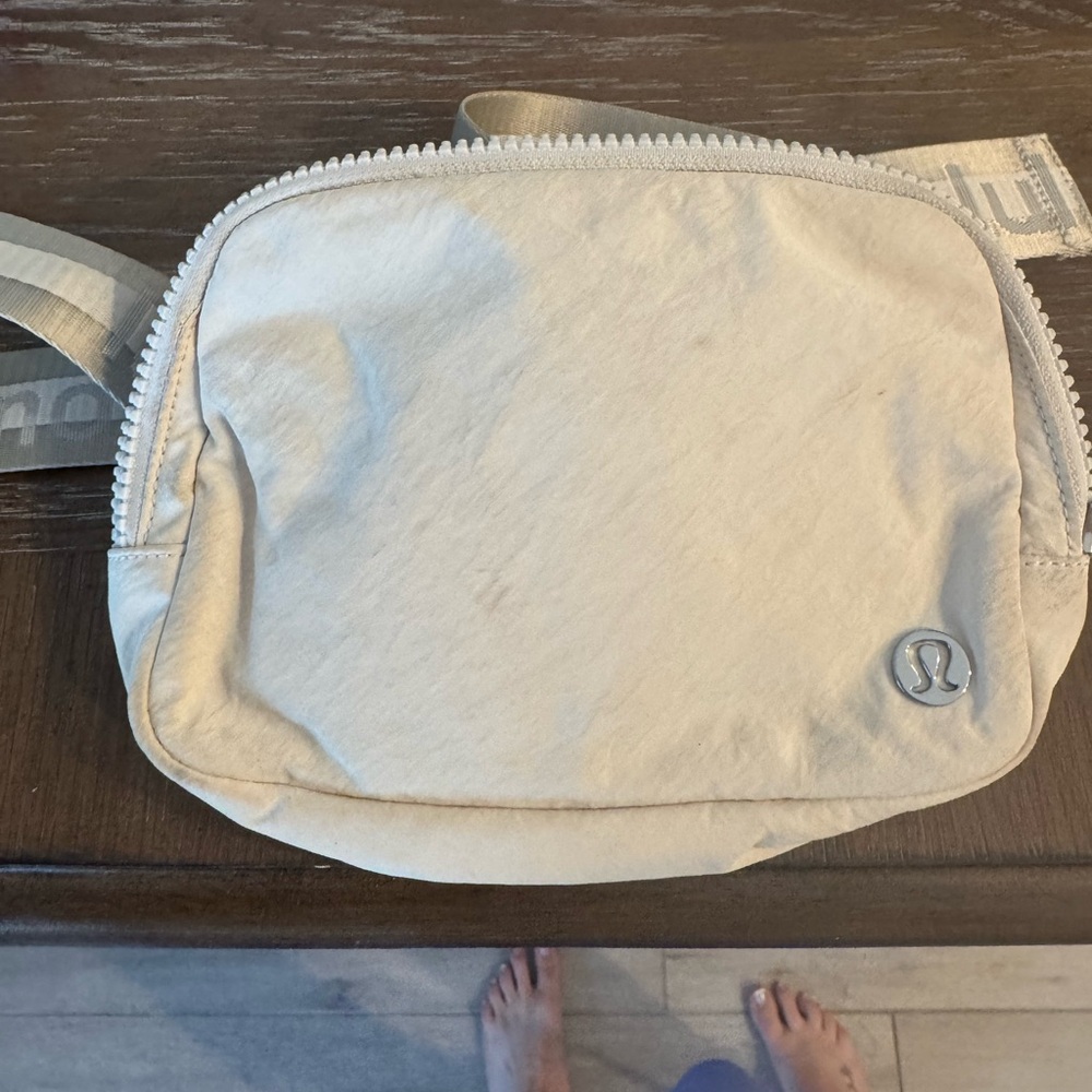 lululemon athletica Beige Belt Bag